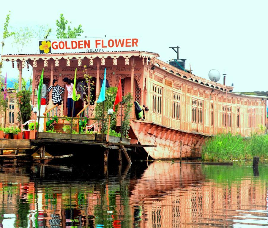 Golden Flower Heritage Houseboat 호텔 Nagin Bagh 외부 사진